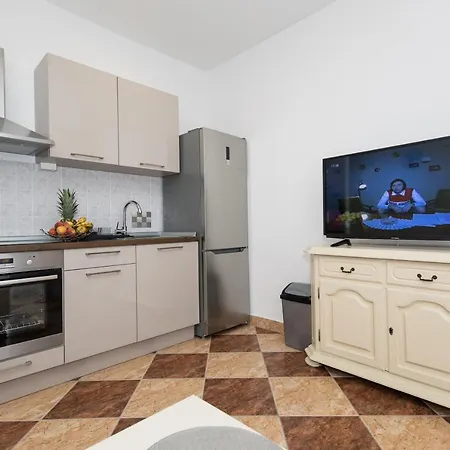 Appartement Apartman Kristal 3