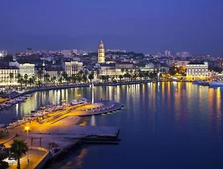 Apartman Kristal 3 * Dugi Rat